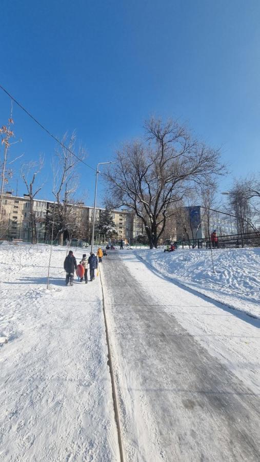 Apart Рядом С Mega Аlma-Ata Almaty Bagian luar foto