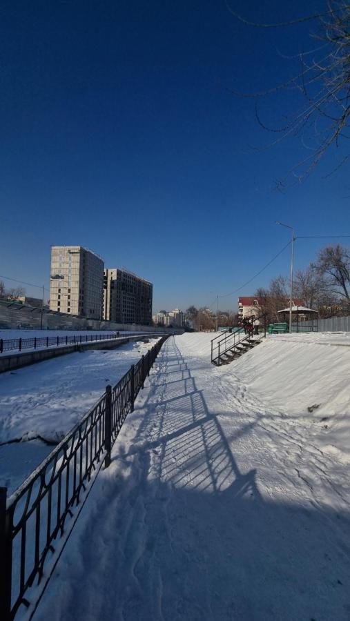 Apart Рядом С Mega Аlma-Ata Almaty Bagian luar foto
